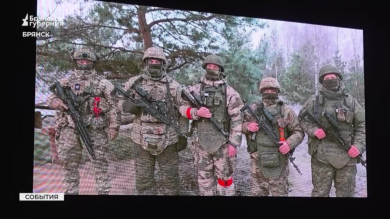 В Брянске прошёл праздничный концерт «Руки матери», посвящённый Международному дню матери