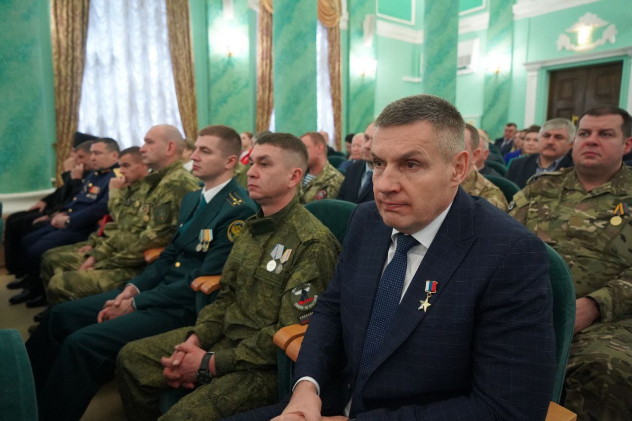 Александр Богомаз: Выступил на заседании Брянской областной Думы с ежегодным докладом о деятельности Правительства Брянской области в 2024 году и социально-экономическом развитии в 2025 году Александр Богомаз: Выступил на заседании Брянской областной Думы с ежегодным докладом о деятельности Правительства Брянской области в 2024 году и социально-экономическом развитии в 2025 году