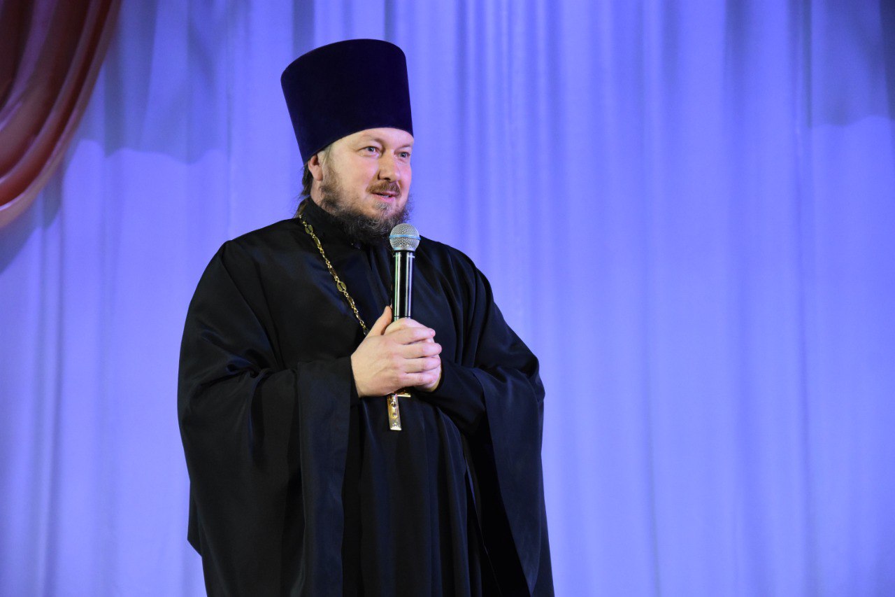 В городе Дятьково прошёл праздничный концерт «Той женщине, чьё имя – Мать!» В городе Дятьково прошёл праздничный концерт «Той женщине, чьё имя – Мать!»