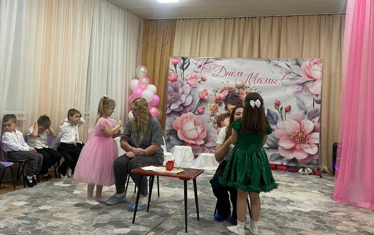 В преддверии Дня матери в МБДОУ № "Белочка" прошло праздничное мероприятие «Для наших мам!» В преддверии Дня матери в МБДОУ № "Белочка" прошло праздничное мероприятие «Для наших мам!»