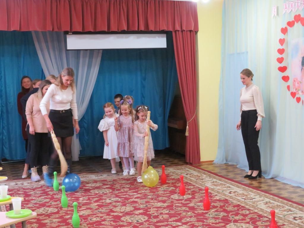 В последние ноябрьские дни в МБДОУ № 17 «Светлячок» царила особенно тёплая и трогательная атмосфера В последние ноябрьские дни в МБДОУ № 17 «Светлячок» царила особенно тёплая и трогательная атмосфера