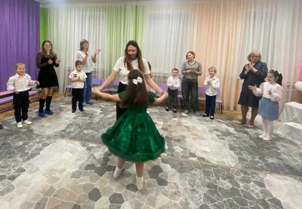 В преддверии Дня матери в МБДОУ № "Белочка" прошло праздничное мероприятие «Для наших мам!» В преддверии Дня матери в МБДОУ № "Белочка" прошло праздничное мероприятие «Для наших мам!»