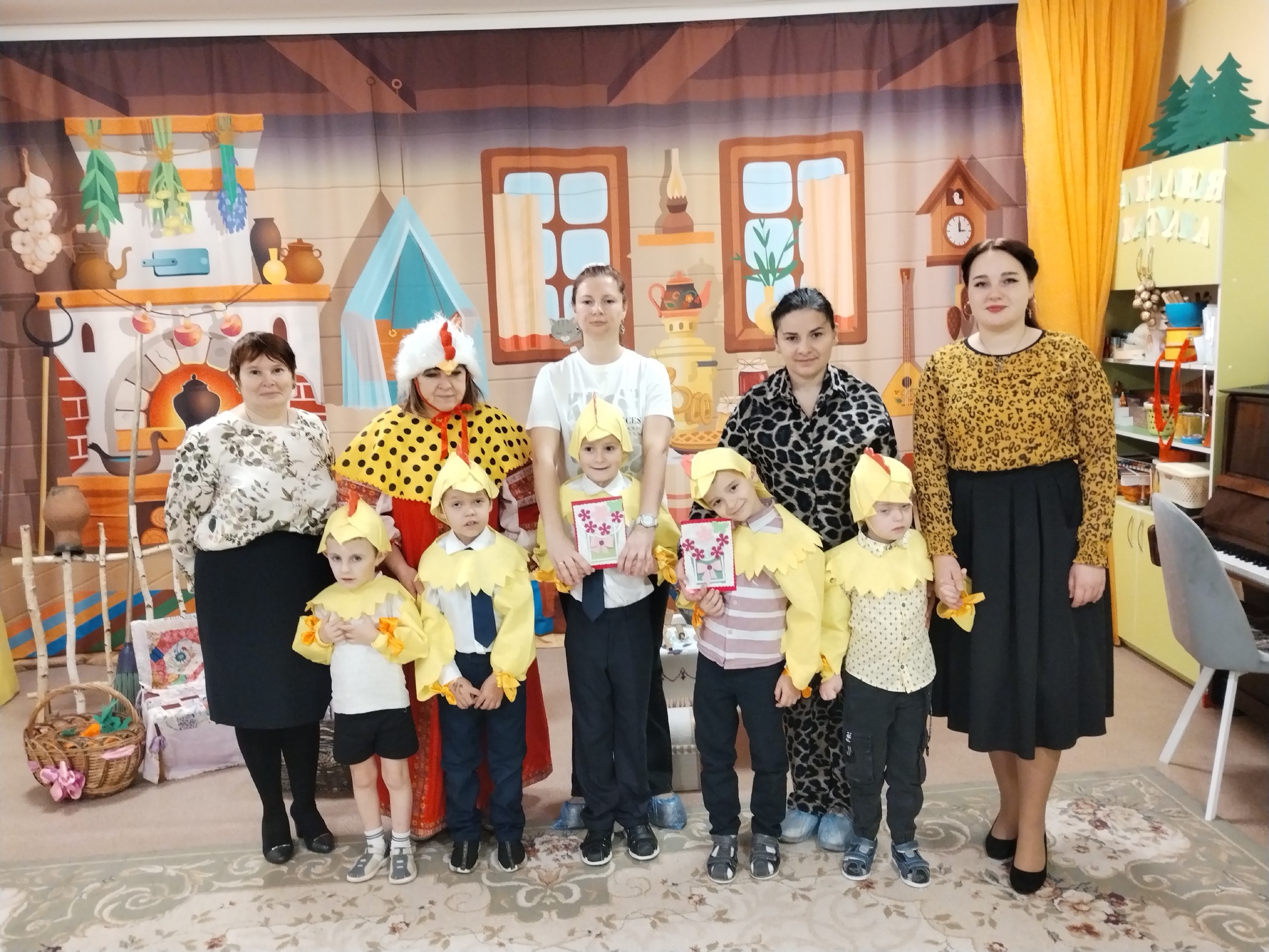 Ежегодно в России, в последнее воскресенье ноября, отмечается День матери Ежегодно в России, в последнее воскресенье ноября, отмечается День матери