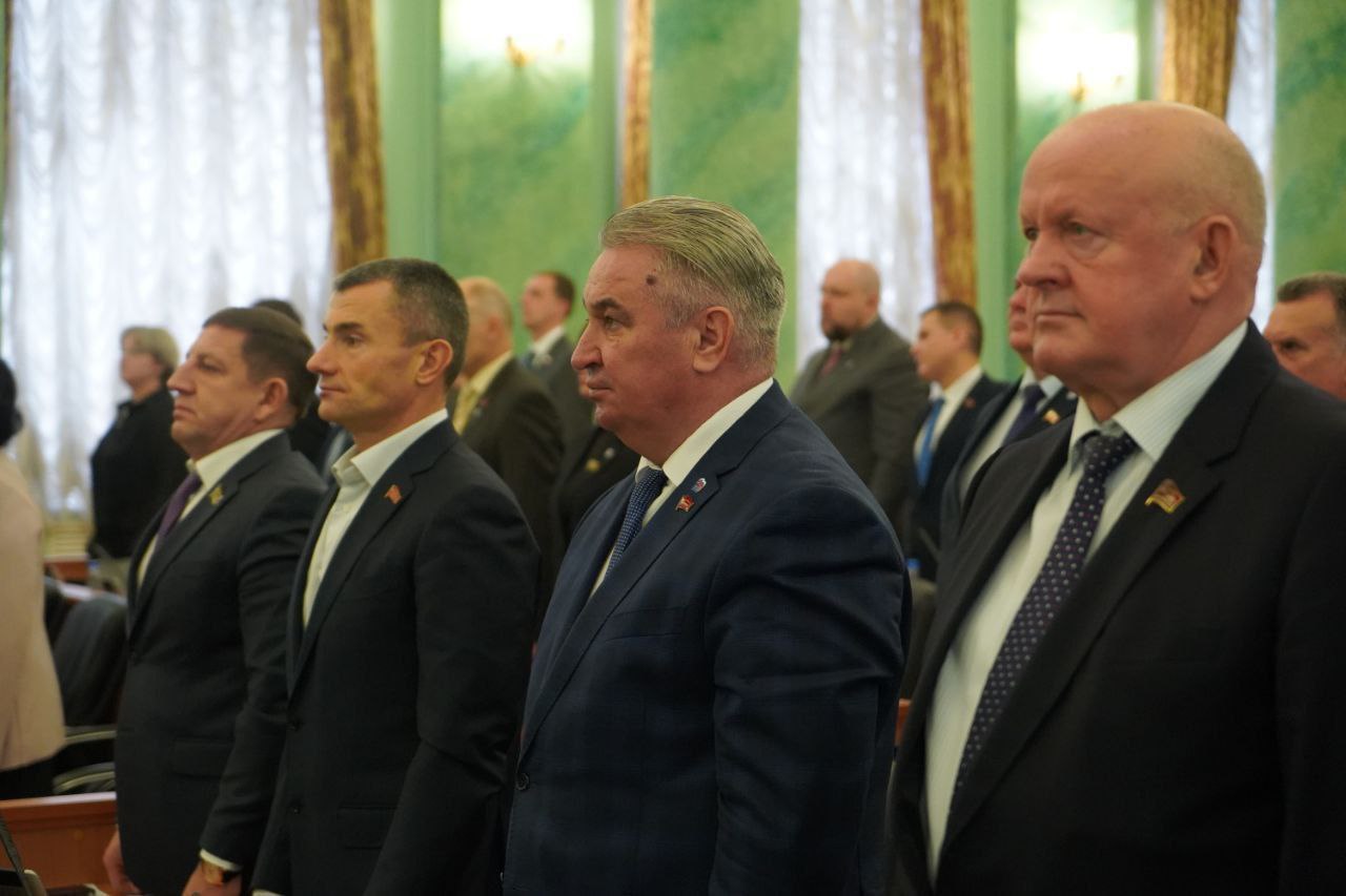 Александр Богомаз: Выступил на заседании Брянской областной Думы с ежегодным докладом о деятельности Правительства Брянской области в 2024 году и социально-экономическом развитии в 2025 году Александр Богомаз: Выступил на заседании Брянской областной Думы с ежегодным докладом о деятельности Правительства Брянской области в 2024 году и социально-экономическом развитии в 2025 году