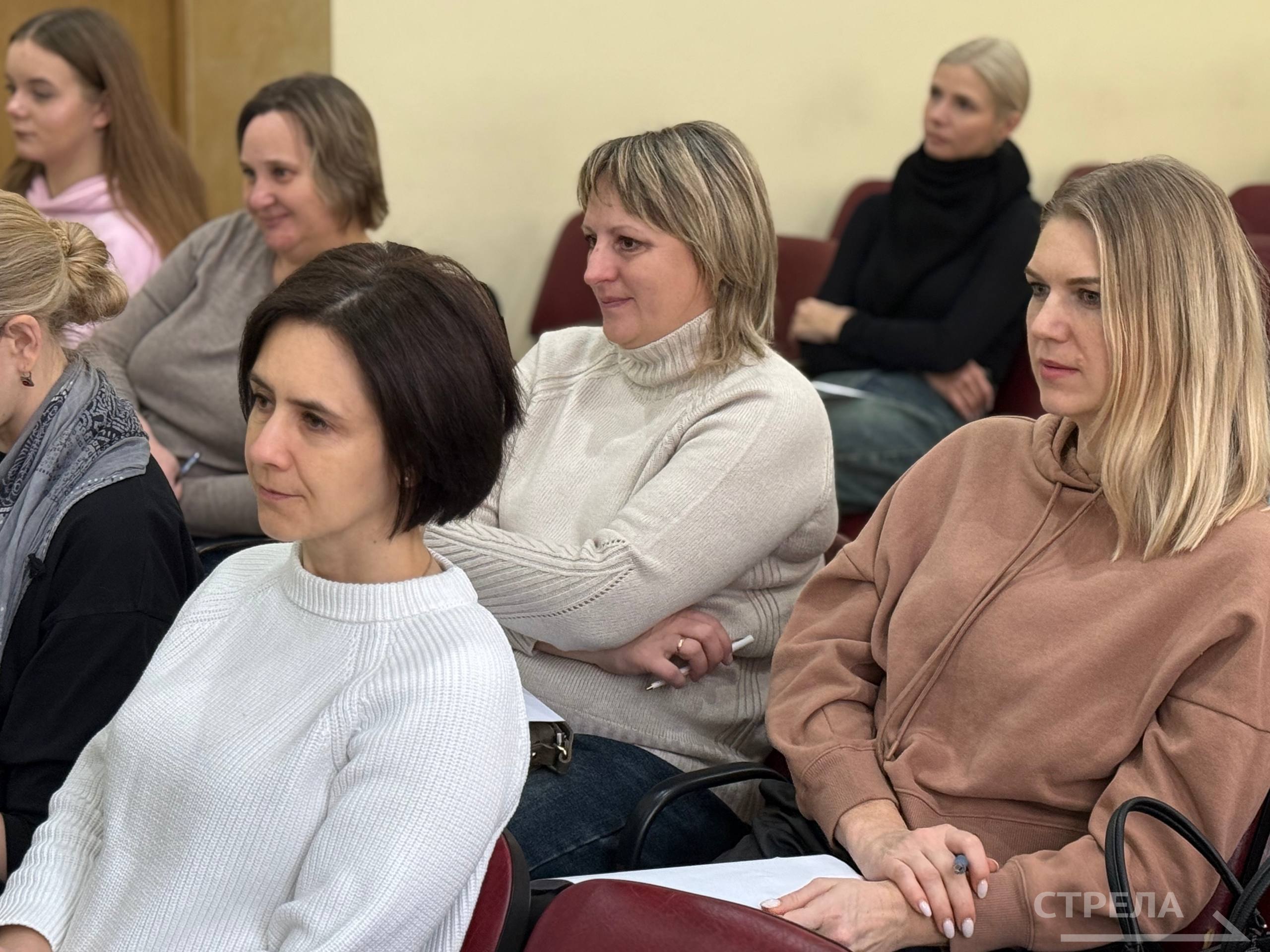 Проект «Женский клуб» в преддверие Дня матери провел встречу с мамами и женами защитников Проект «Женский клуб» в преддверие Дня матери провел встречу с мамами и женами защитников