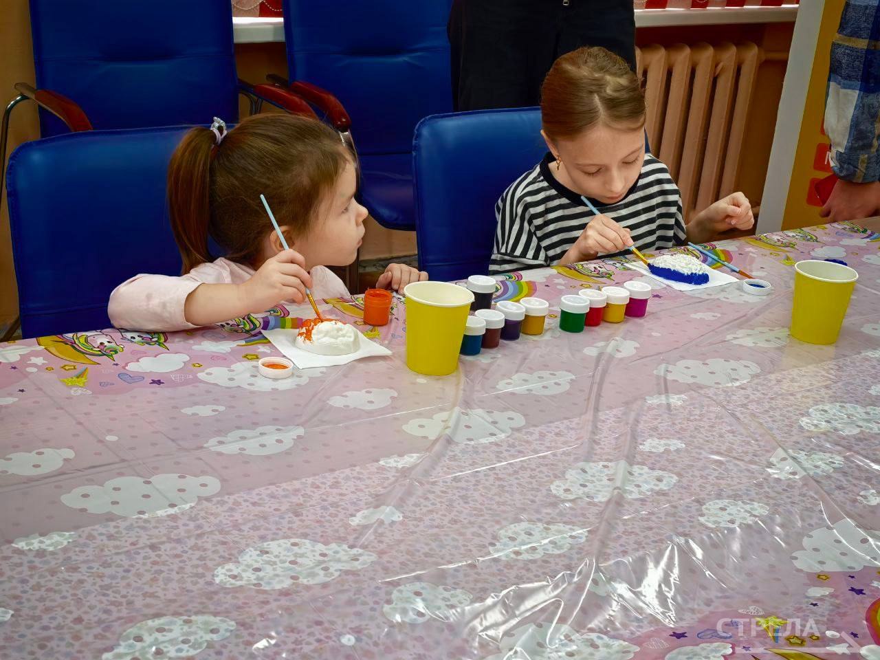 Проект «Женский клуб» в преддверие Дня матери провел встречу с мамами и женами защитников Проект «Женский клуб» в преддверие Дня матери провел встречу с мамами и женами защитников