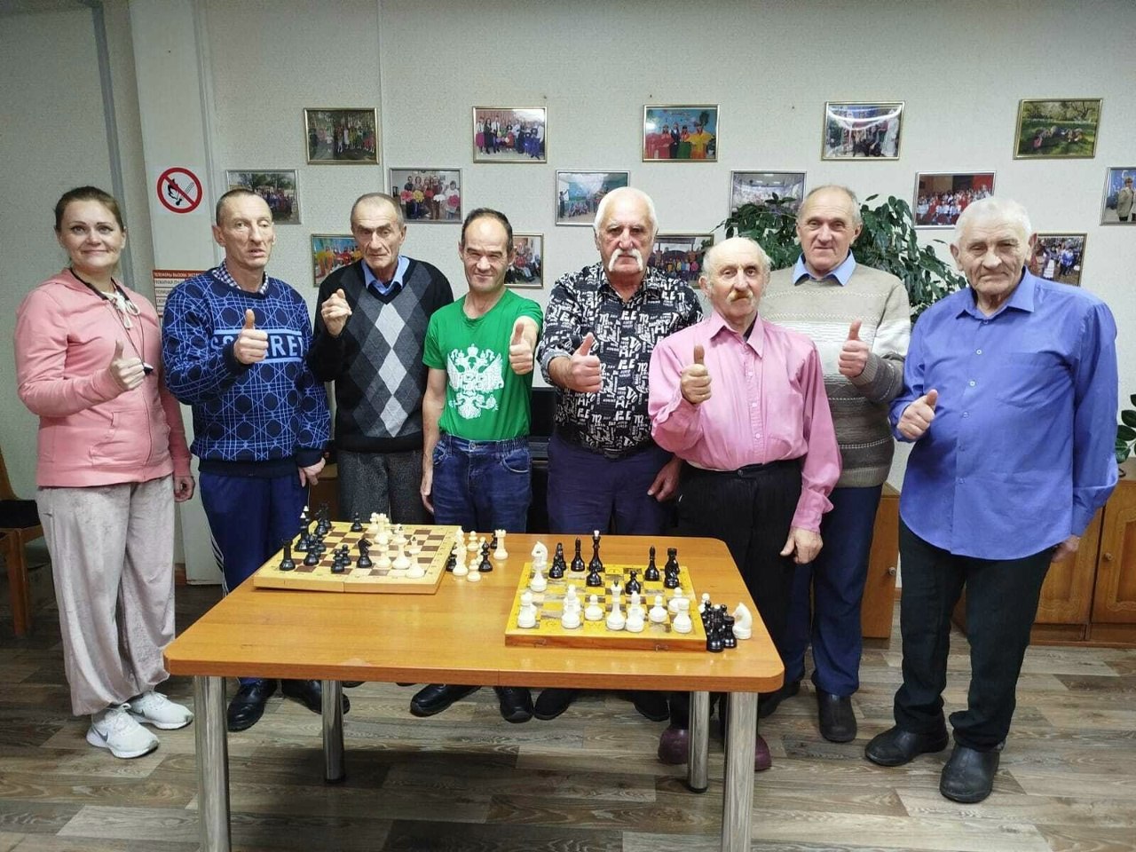 Игра в шахматы - одно из самых любимых увлечений для проживающих в нашем учреждении Игра в шахматы - одно из самых любимых увлечений для проживающих в нашем учреждении
