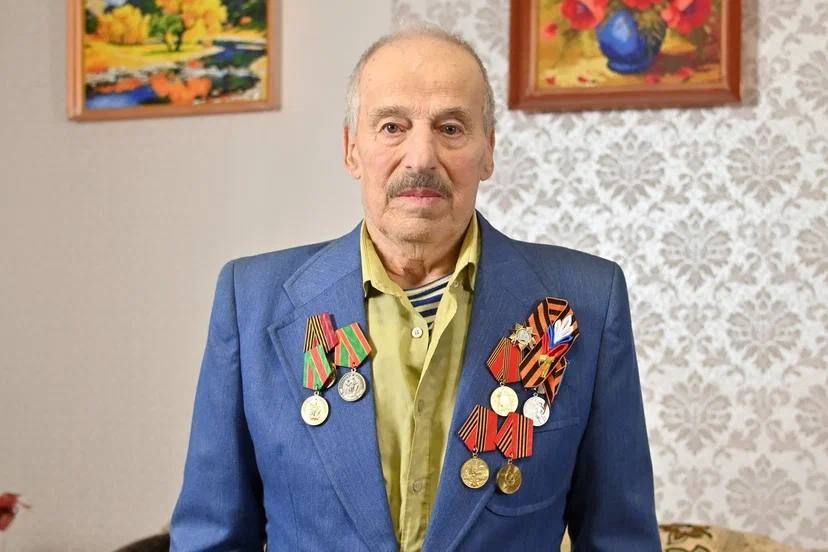 ��� ������ �������� � ���� � ������� ����� ��������� � ������� �����������