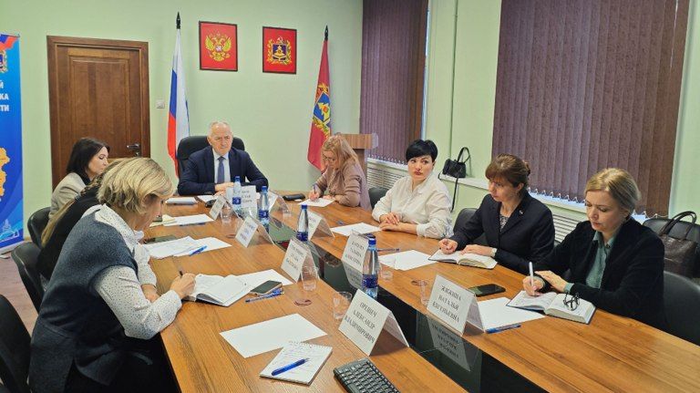 Для брянских пенсионеров провели правовой марафон