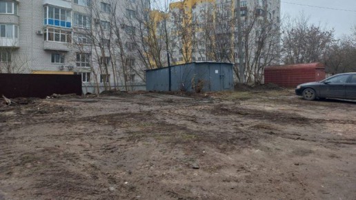 В Брянске на улице Ромашина убрали оставшуюся после гаражей свалку