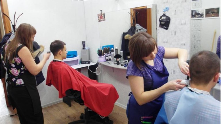 В Брянской области отметили рост объема платных услуг населению