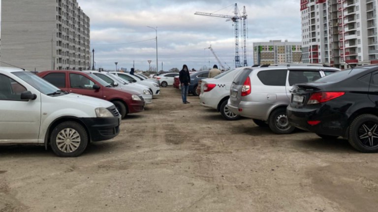 Забастовку из-за низких цен решили устроить таксисты в Брянске