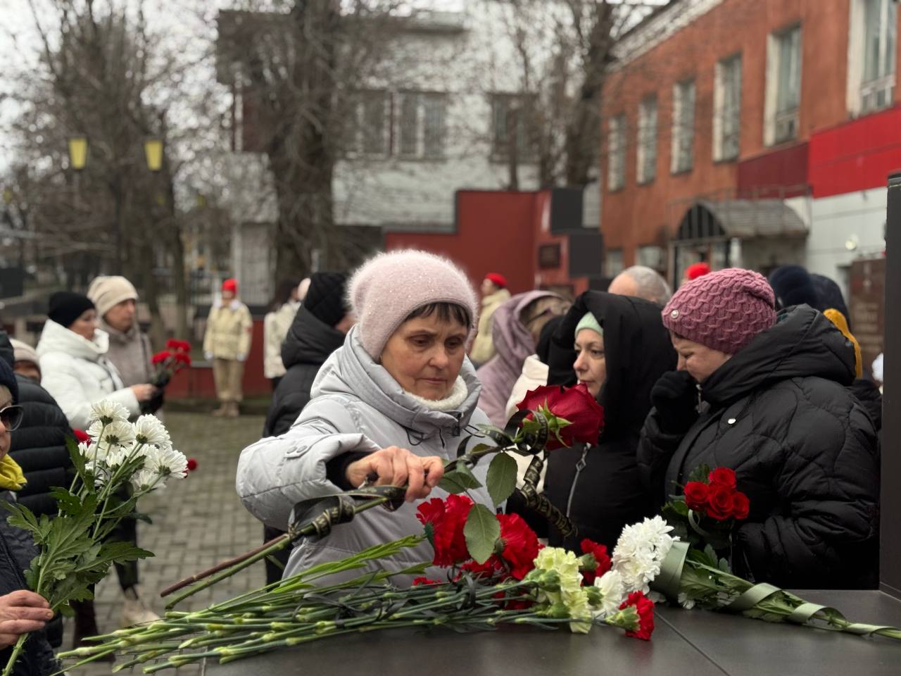 На Аллее Славы увековечили память о Максиме Алексеевиче Кадашове На Аллее Славы увековечили память о Максиме Алексеевиче Кадашове