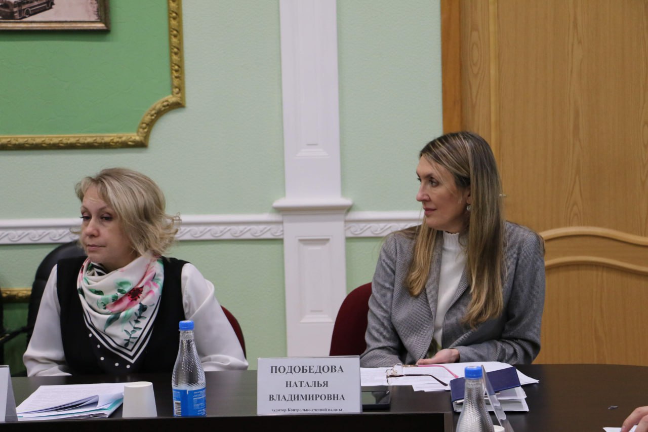 На заседании комитета по аграрной политике и природопользованию депутаты обсудили поправки в закон «О рыболовстве и сохранении водных биологических ресурсов на территории Брянской области» На заседании комитета по аграрной политике и природопользованию депутаты обсудили поправки в закон «О рыболовстве и сохранении водных биологических ресурсов на территории Брянской области»