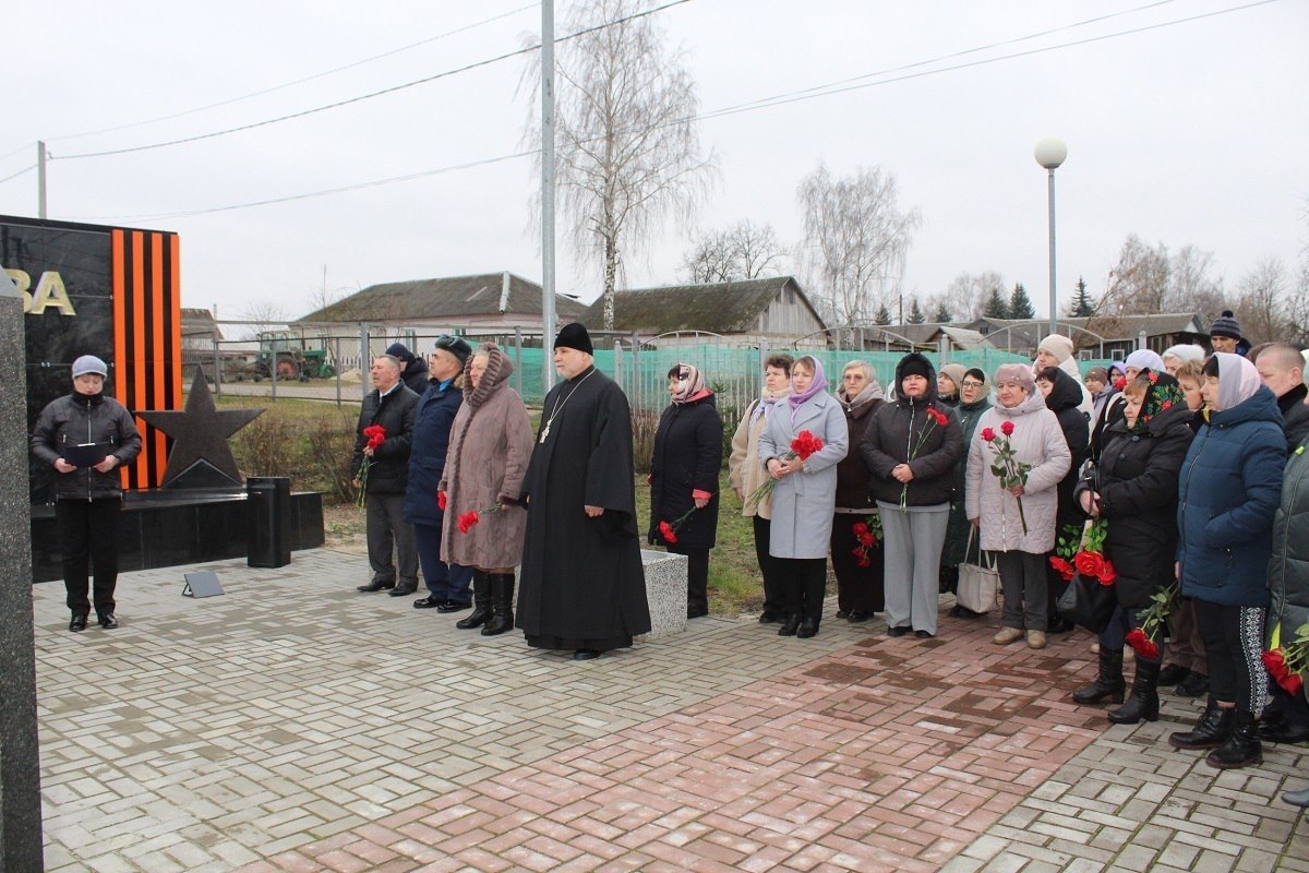 В День Героев Отечества в Гордеевском районе прошёл торжественный митинг В День Героев Отечества в Гордеевском районе прошёл торжественный митинг