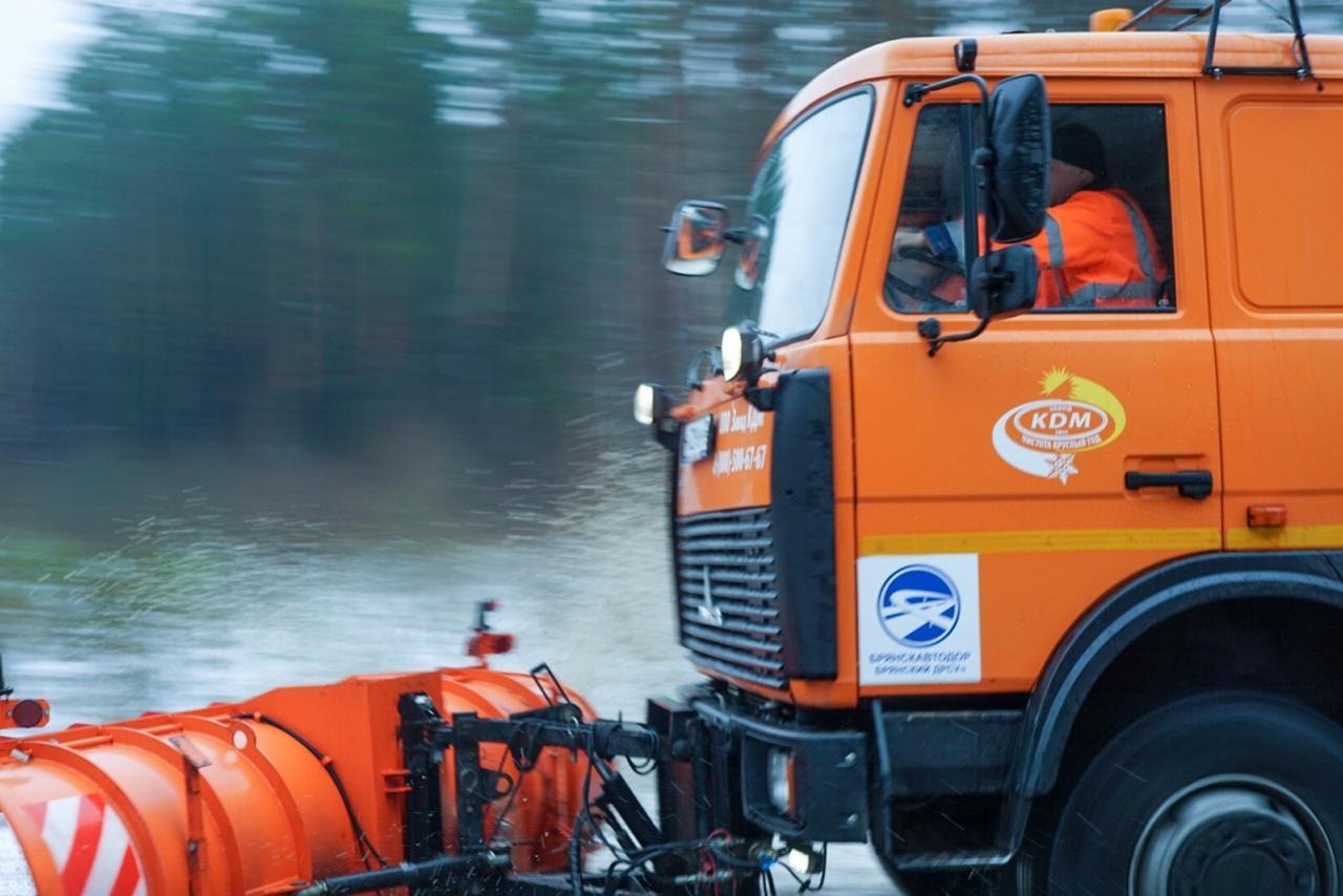В Брянской области прогнозируют снегопад, будьте осторожны на автодорогах!
