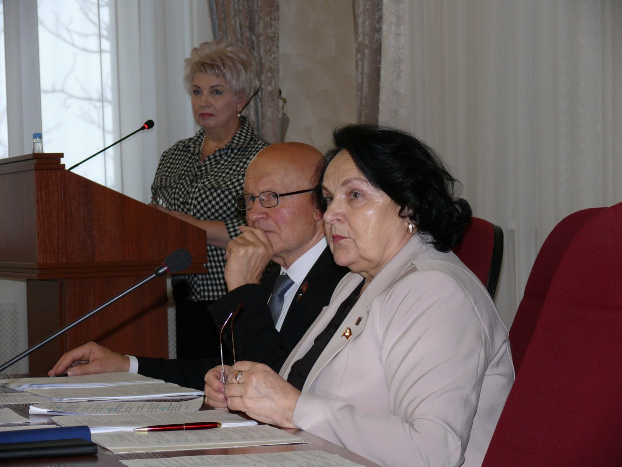 На заседании комитета по образованию, науке, культуре и СМИ под руководством Людмилы Журавлевой обсудили ряд важных тем! На заседании комитета по образованию, науке, культуре и СМИ под руководством Людмилы Журавлевой обсудили ряд важных тем!