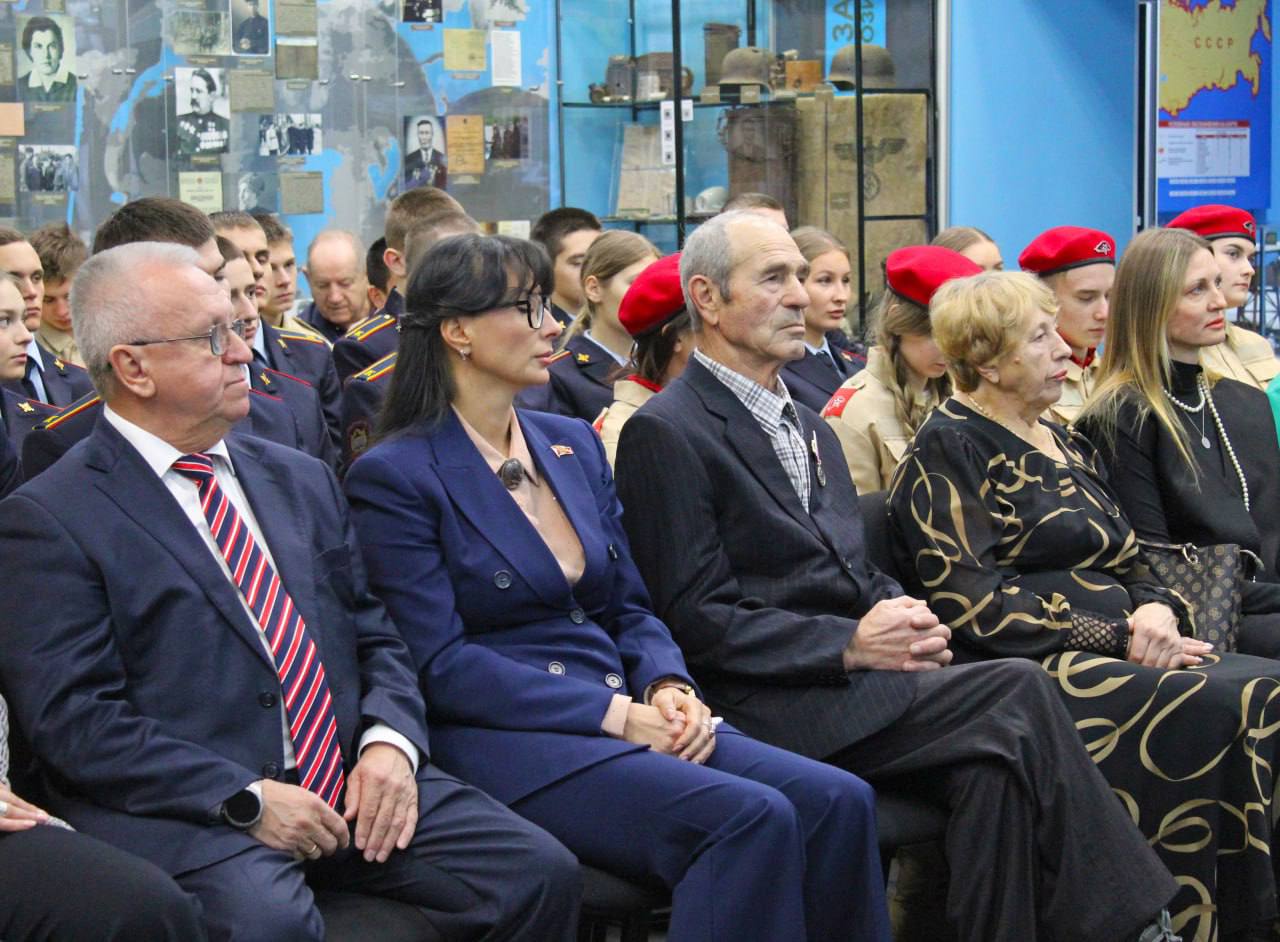 В МУЗЕЕ ИСТОРИИ ПАРТИЗАНСКОГО ДВИЖЕНИЯ ОТКРЫЛАСЬ ВЫСТАВКА «ГЕРОИ НЕ ИZ ЛЕГЕНД» В МУЗЕЕ ИСТОРИИ ПАРТИЗАНСКОГО ДВИЖЕНИЯ ОТКРЫЛАСЬ ВЫСТАВКА «ГЕРОИ НЕ ИZ ЛЕГЕНД»