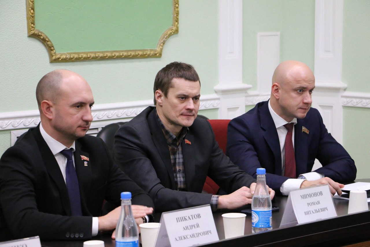 На заседании комитета по аграрной политике и природопользованию депутаты обсудили поправки в закон «О рыболовстве и сохранении водных биологических ресурсов на территории Брянской области» На заседании комитета по аграрной политике и природопользованию депутаты обсудили поправки в закон «О рыболовстве и сохранении водных биологических ресурсов на территории Брянской области»