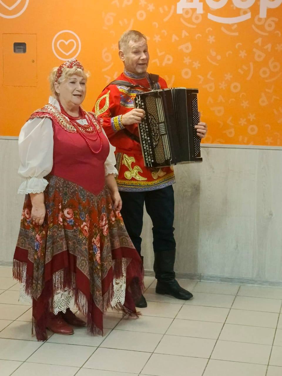 В Центре реабилитации Фокинского района состоялся концерт народного фольклорно-эстрадного ансамбля «Вязанка» - «От сердца к сердцу» В Центре реабилитации Фокинского района состоялся концерт народного фольклорно-эстрадного ансамбля «Вязанка» - «От сердца к сердцу»
