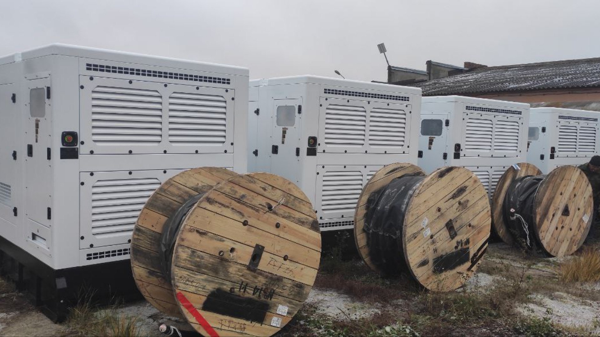 Брянщина получила первые 34 генератора для обеспечения работы объектов жизнедеятельности