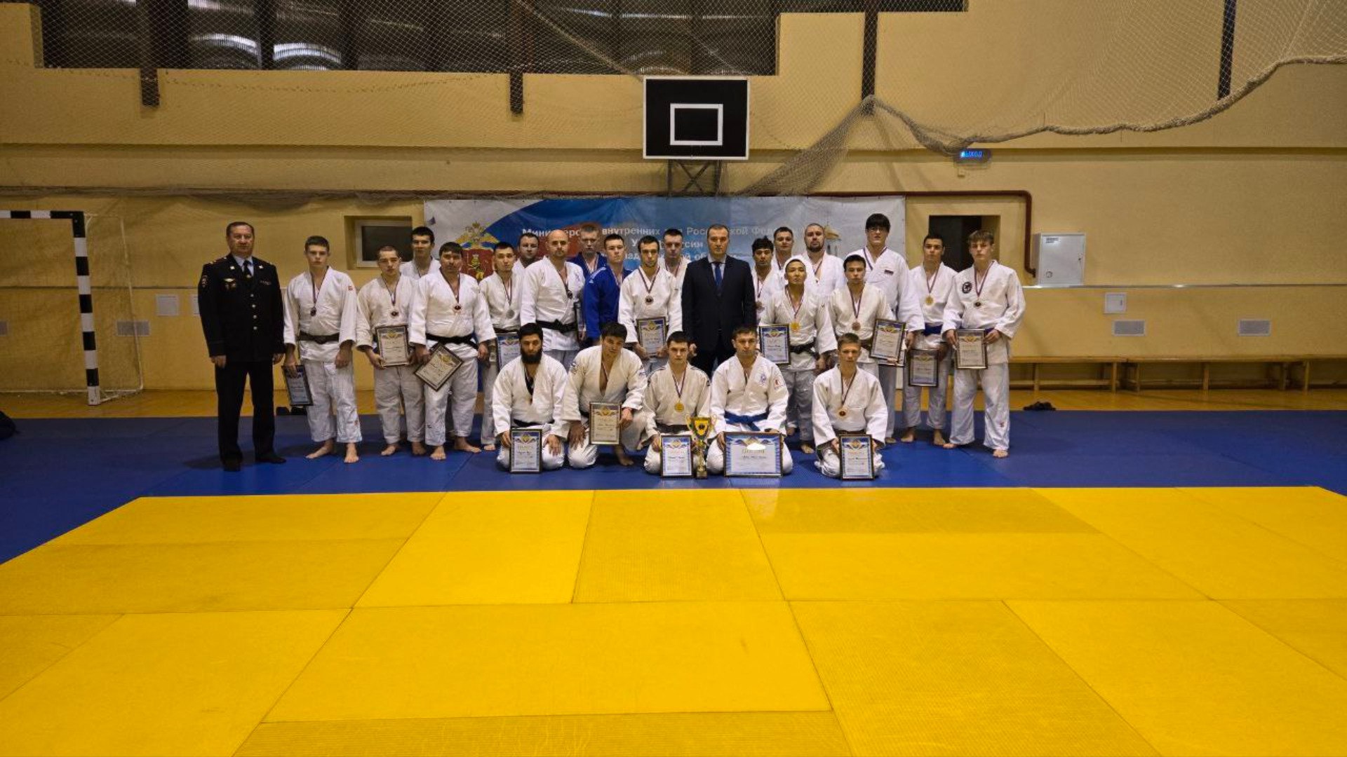 Брянские полицейские завоевали "серебро" на Всероссийском турнире МВД по дзюдо