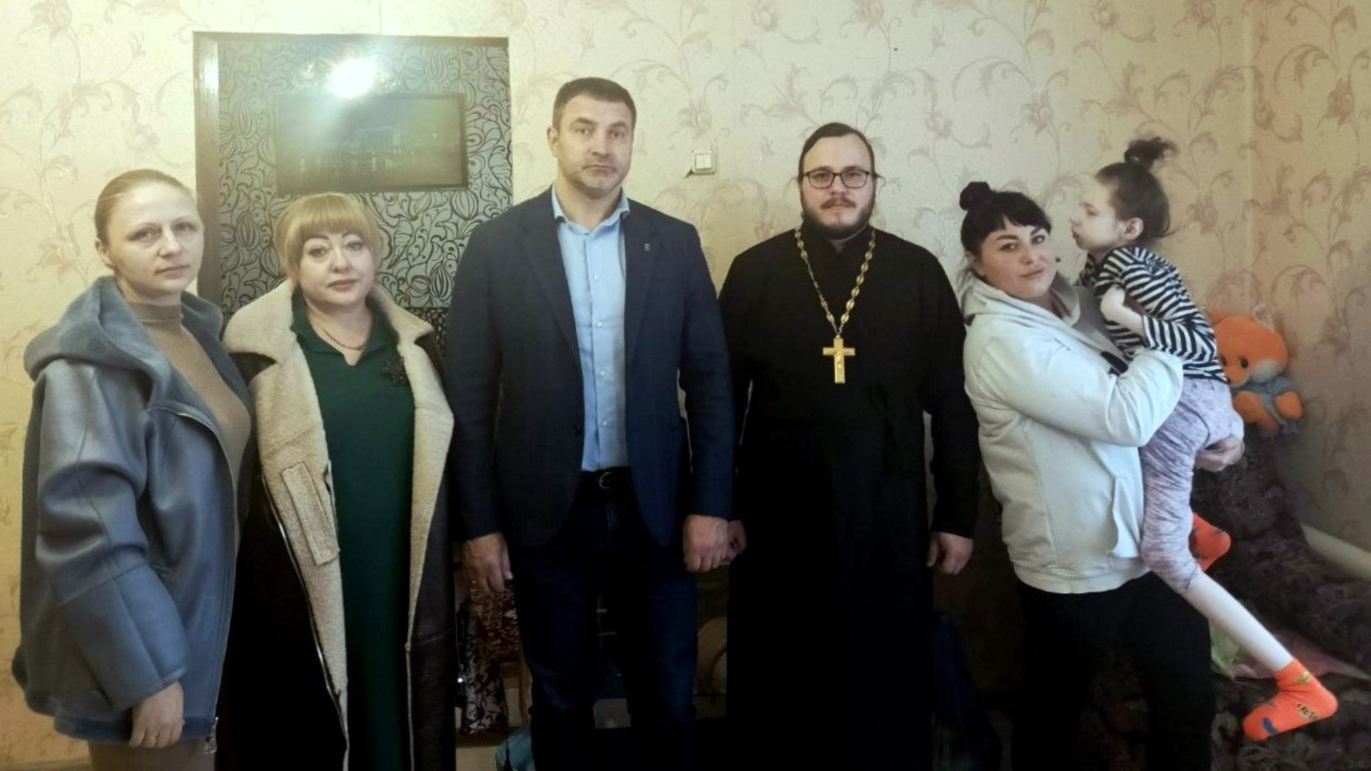 В Навлинском благочинии поддержали семьи с детьми-инвалидами