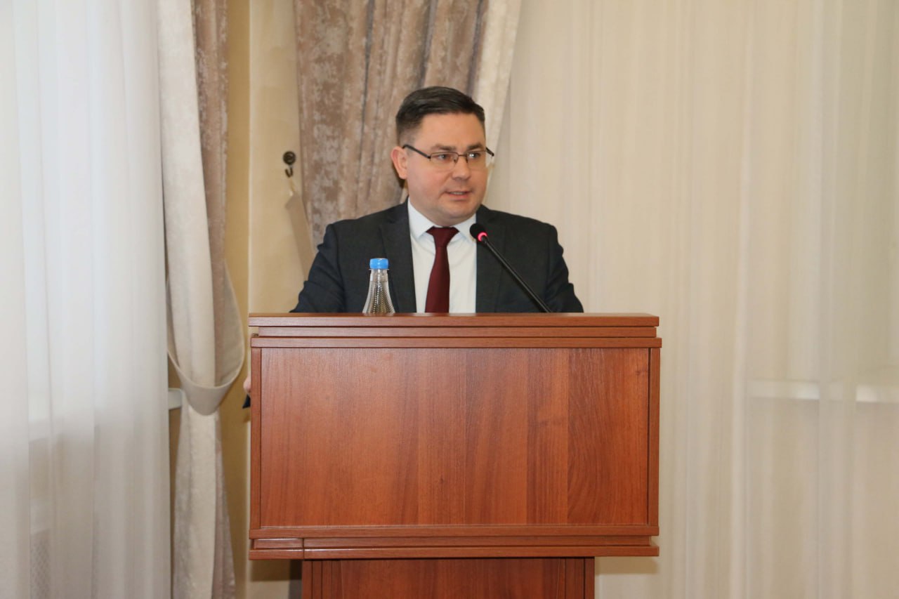 На заседании комитета по промышленности, строительству, связи, предпринимательству и собственности депутаты обсудили работу по защите прав граждан - участников долевого строительства многоквартирных домов на территории... На заседании комитета по промышленности, строительству, связи, предпринимательству и собственности депутаты обсудили работу по защите прав граждан - участников долевого строительства многоквартирных домов на территории...