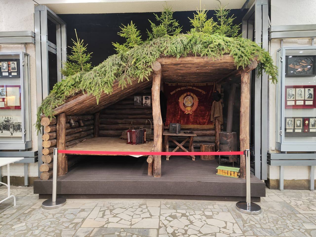 Учащиеся Муниципального бюджетного учреждения дополнительного образования «Брянская детская художественная школа» посетили Брянский областной краеведческий музей, где прошёл первый урок из нового проекта " Лики истории"... Учащиеся Муниципального бюджетного учреждения дополнительного образования «Брянская детская художественная школа» посетили Брянский областной краеведческий музей, где прошёл первый урок из нового проекта " Лики истории"...