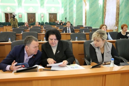 Комитет по бюджету, налогам и экономической политике на своем заседании рассмотрел несколько важных вопросов