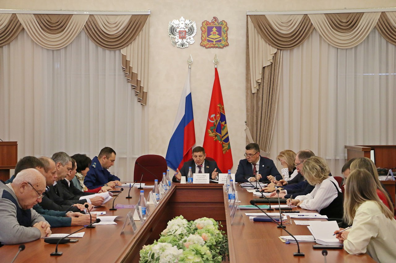 Вопросы охраны окружающей среды обсудил комитет по проблемам последствий чернобыльской катастрофы и экологии под руководством Сергея Чесалина!