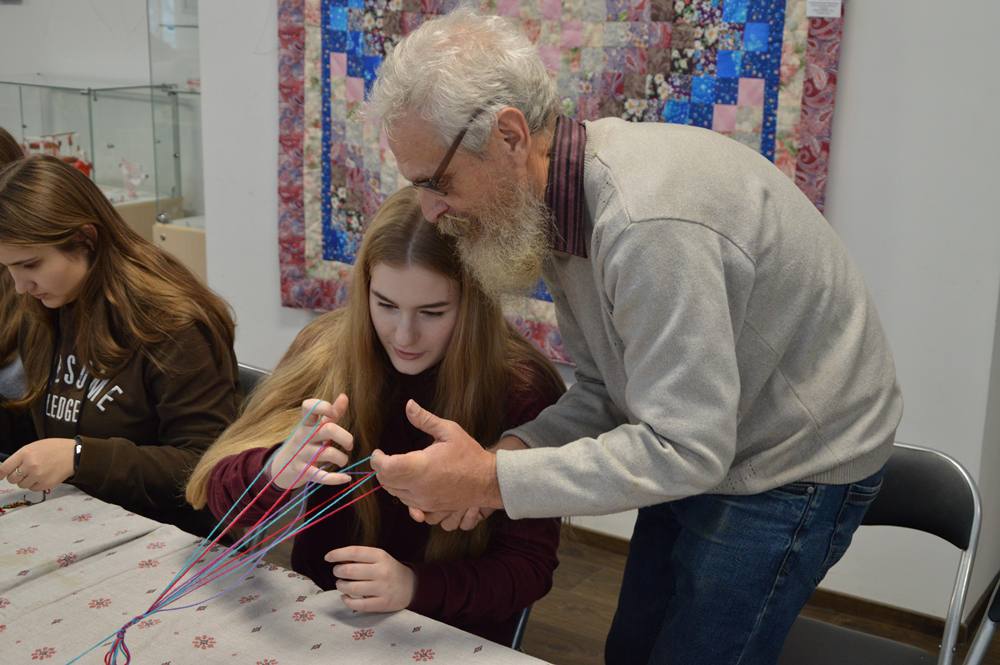 Продолжается активное сотрудничество Центра «Народное творчество» со студентами Брянского профессионально-педагогического колледжа и в рамках реализации программы «Пушкинская карта» Продолжается активное сотрудничество Центра «Народное творчество» со студентами Брянского профессионально-педагогического колледжа и в рамках реализации программы «Пушкинская карта»