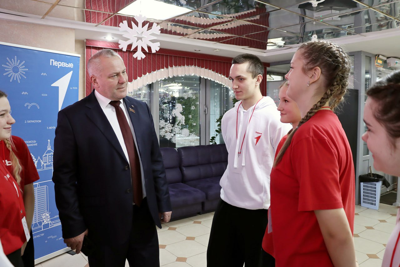 Дан старт Всероссийской благотворительной акции «Ёлка желаний» на открытии регионального форума Движения Первых «Навстречу мечте»! Дан старт Всероссийской благотворительной акции «Ёлка желаний» на открытии регионального форума Движения Первых «Навстречу мечте»!