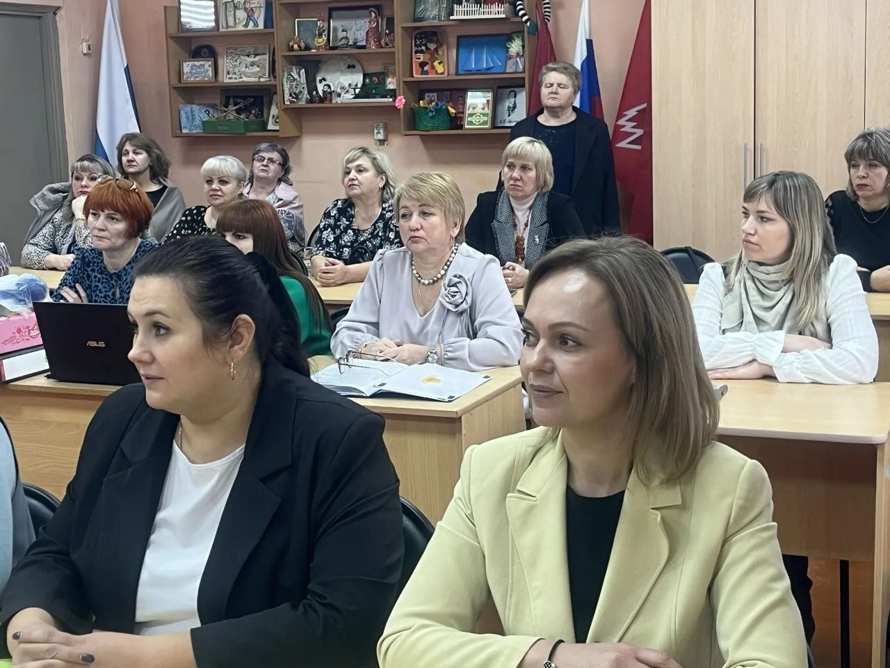 Поддержим наших самых талантливых и творческих педагогов района Поддержим наших самых талантливых и творческих педагогов района