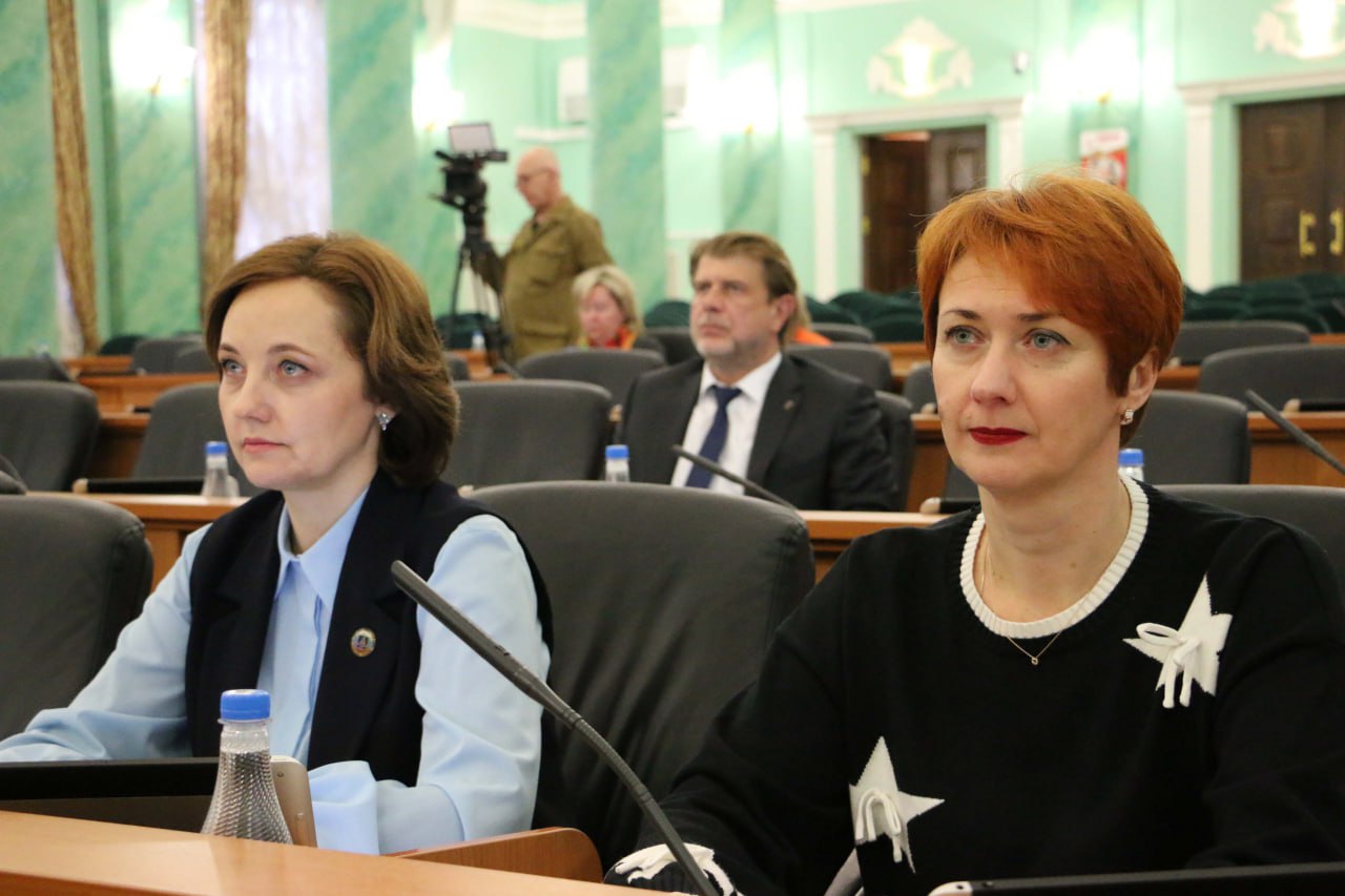 Комитет по бюджету, налогам и экономической политике на своем заседании рассмотрел несколько важных вопросов Комитет по бюджету, налогам и экономической политике на своем заседании рассмотрел несколько важных вопросов