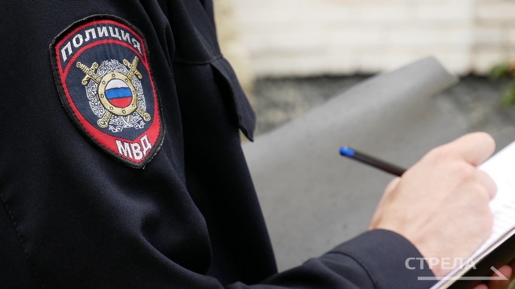 В правоохранительные органы Брянской области обратилась директор одного из магазинов Жуковского района