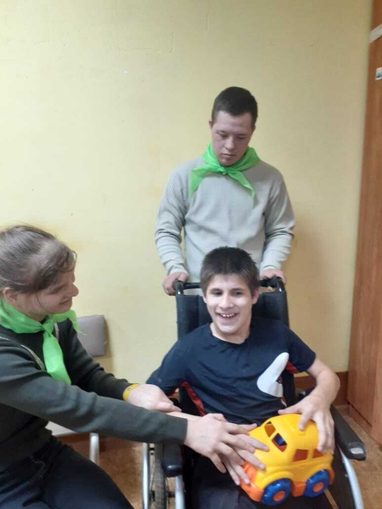 Взяться все решили дружно. Мы за добрые дела Взяться все решили дружно. Мы за добрые дела