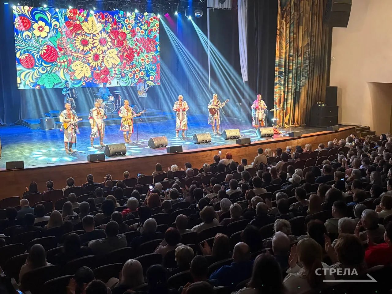 В Брянске проходит благотворительный концерт «Добрая музыка – помощь детям» В Брянске проходит благотворительный концерт «Добрая музыка – помощь детям»