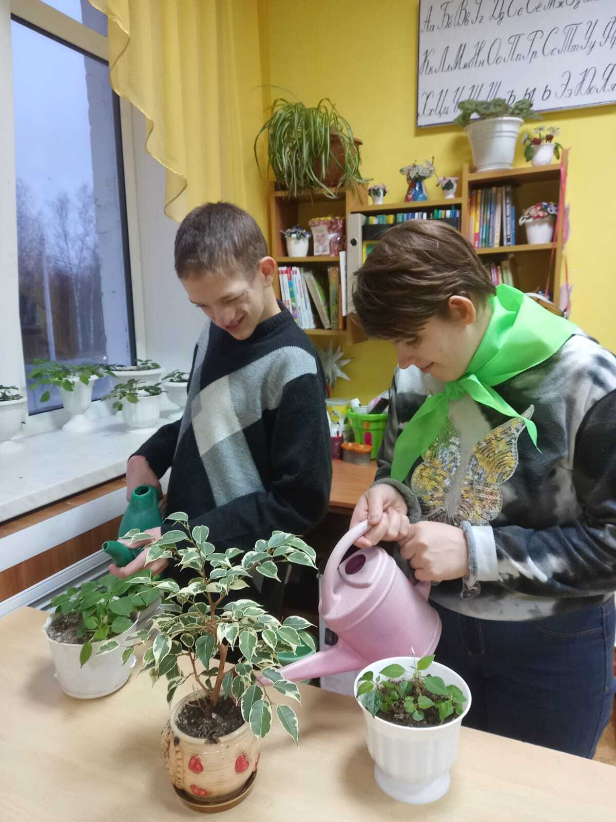 Взяться все решили дружно. Мы за добрые дела Взяться все решили дружно. Мы за добрые дела