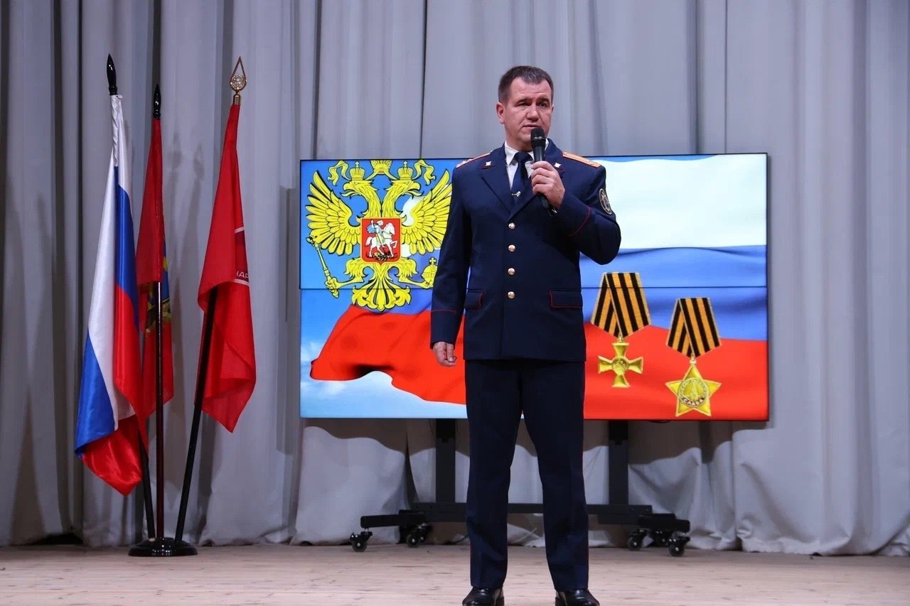 В Брянске руководитель межрайонного следственного отдела принял участие в мероприятии с юнармейцами В Брянске руководитель межрайонного следственного отдела принял участие в мероприятии с юнармейцами