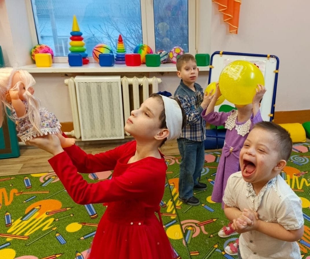 В рамках проведения Декады Милосердия 7 декабря в ГБСУСОН "Дубровский детский дом-интернат для умственно отсталых детей" в группе "Капелька" прошло мероприятие под названием " Творить добро - великое призвание", где главным... В рамках проведения Декады Милосердия 7 декабря в ГБСУСОН "Дубровский детский дом-интернат для умственно отсталых детей" в группе "Капелька" прошло мероприятие под названием " Творить добро - великое призвание", где главным...