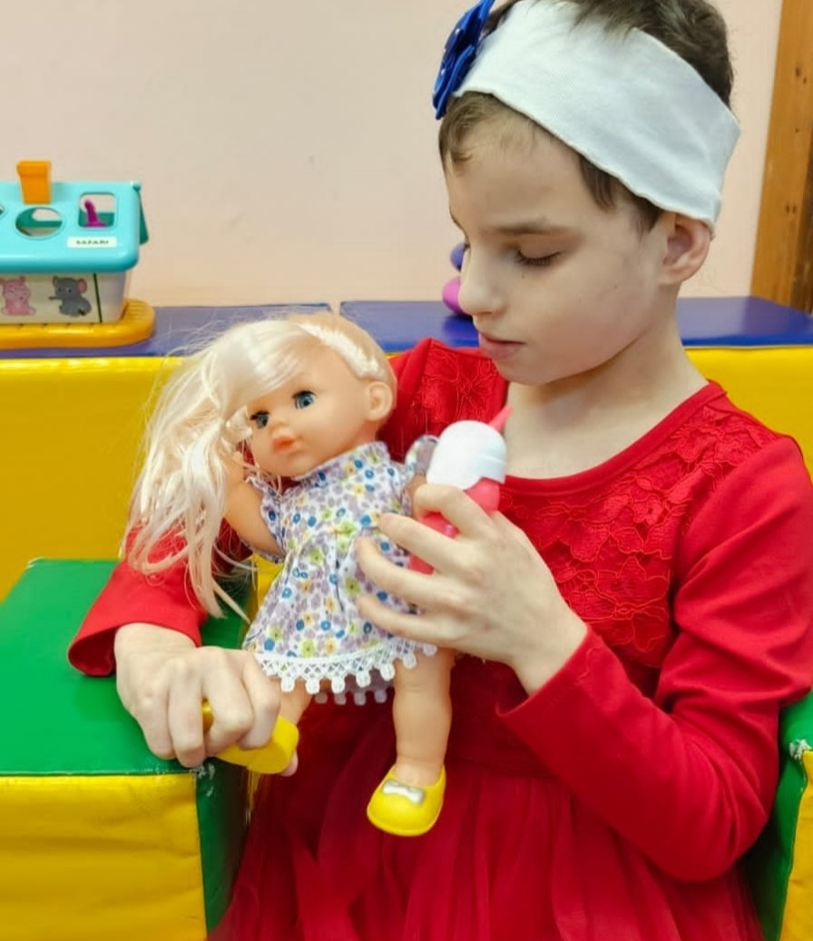 В рамках проведения Декады Милосердия 7 декабря в ГБСУСОН "Дубровский детский дом-интернат для умственно отсталых детей" в группе "Капелька" прошло мероприятие под названием " Творить добро - великое призвание", где главным... В рамках проведения Декады Милосердия 7 декабря в ГБСУСОН "Дубровский детский дом-интернат для умственно отсталых детей" в группе "Капелька" прошло мероприятие под названием " Творить добро - великое призвание", где главным...