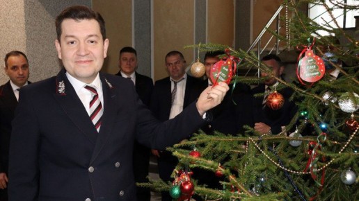 «Ёлка добра» в Брянске поддержит детей железнодорожников, участвующих в СВО