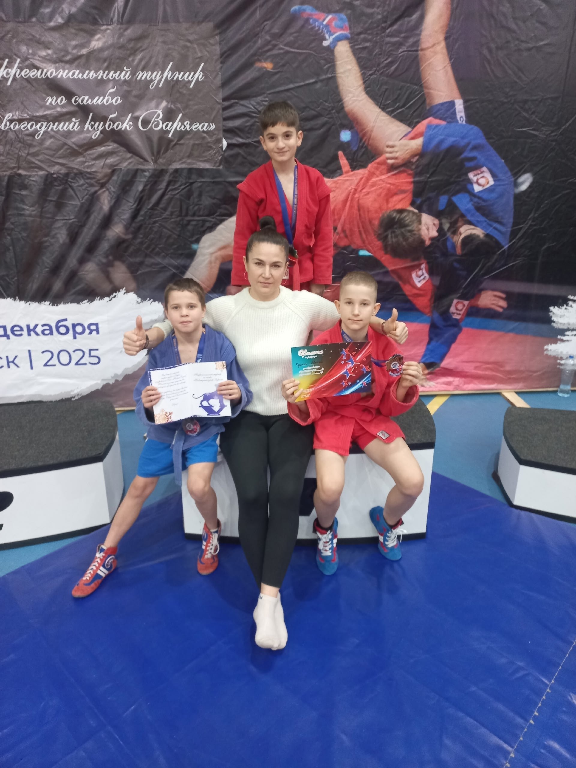 13 декабря состоялся Межрегиональный турнир по самбо «Новогодний кубок Варяга», в котором приняли участие около 250 спортсменов из Калуги, Смоленска, Воронежа, Людиново, Орла, Брянска и Брянского района