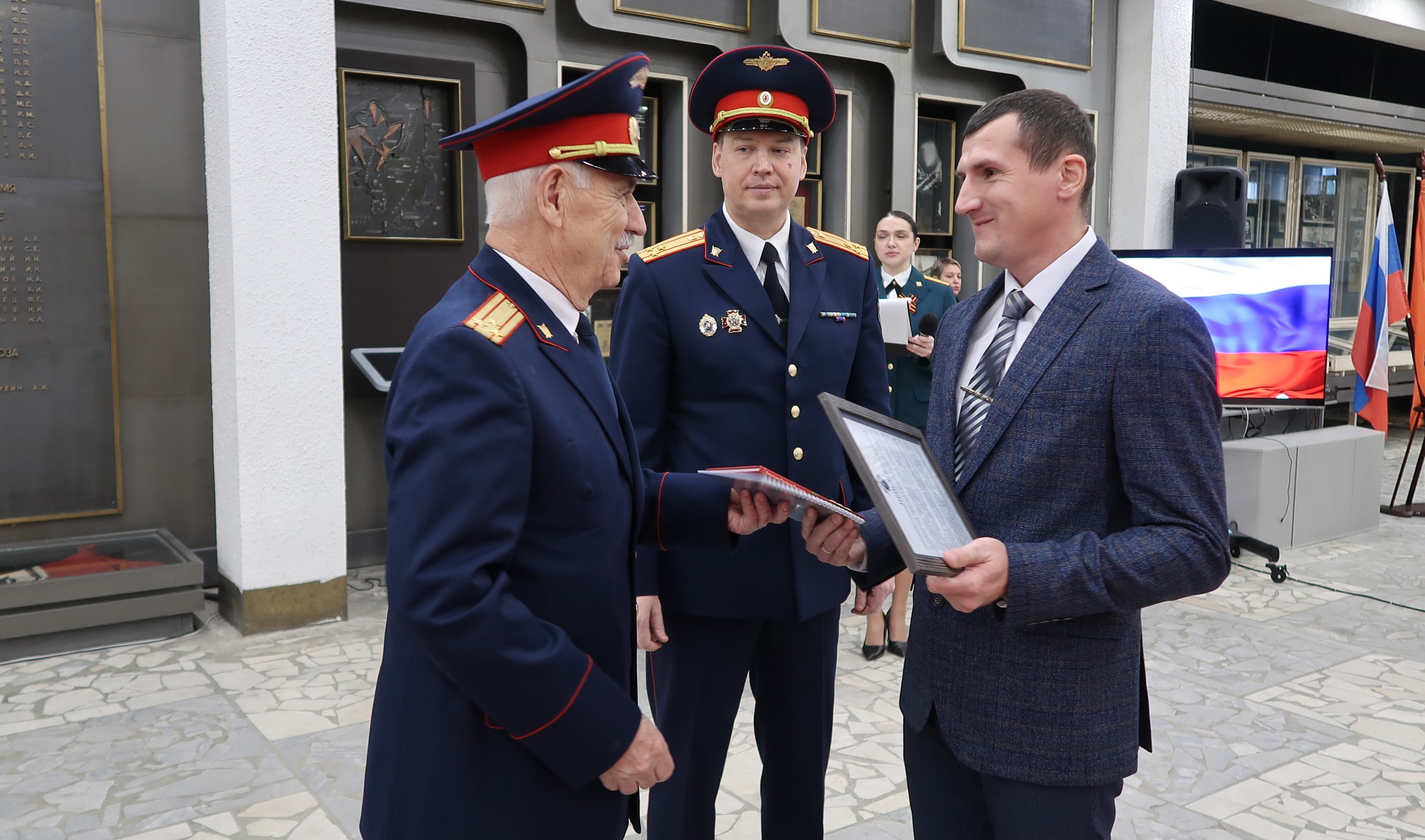 О принятии Присяги следователями Следственного комитета России и росгвардейцами рассказали журналисты ГТРК "Брянск"