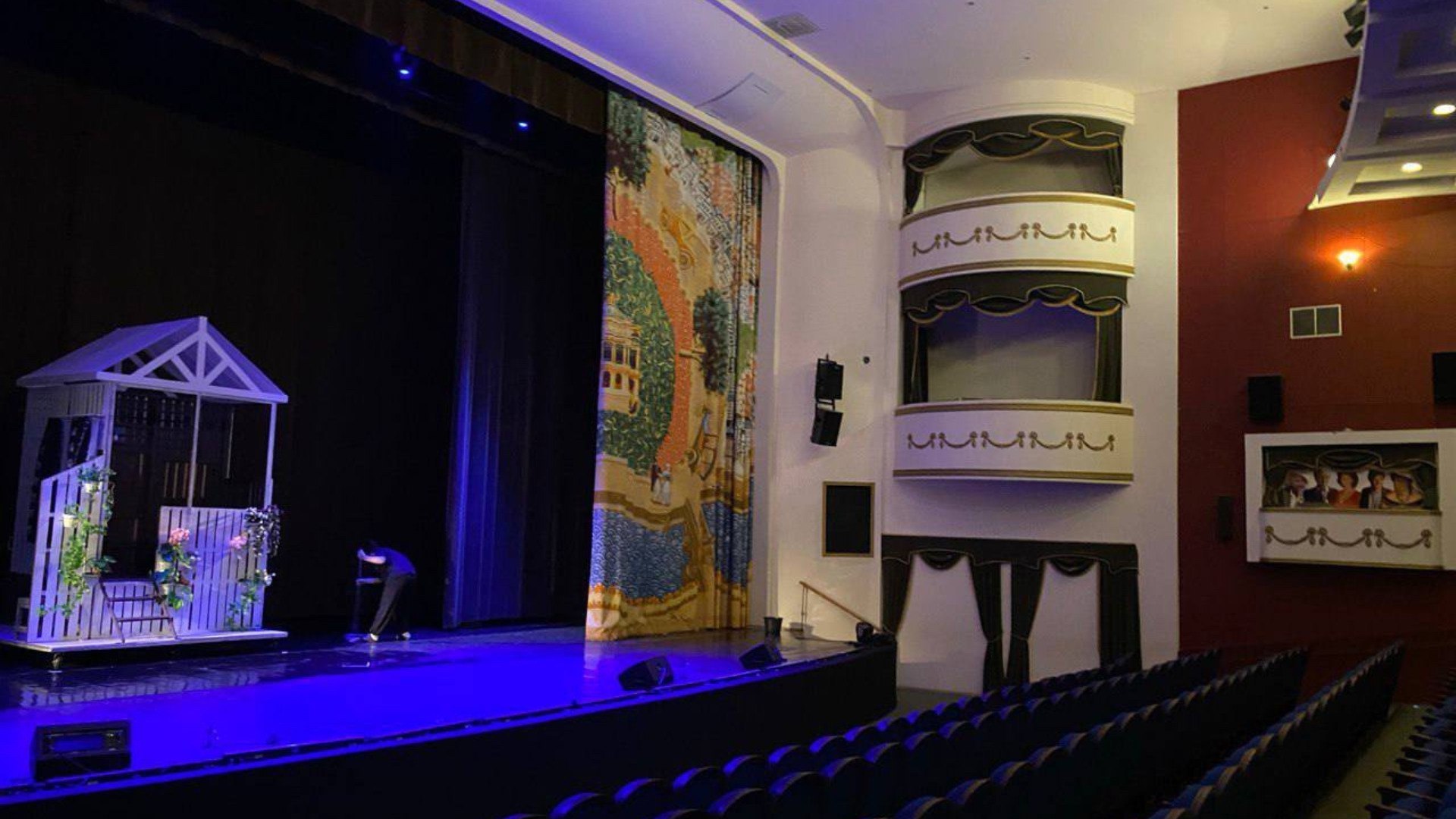 Брянский ТЮЗ успешно представил спектакли в Москве на фестивале "Классика"