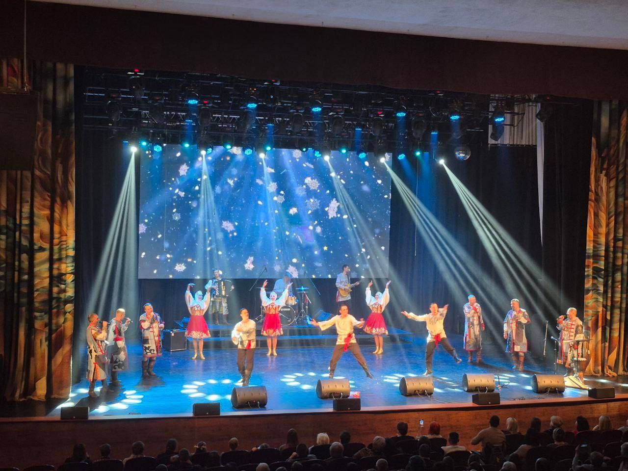 13 декабря на сцене к/з «Дружба» Брянской областной филармонии состоялся четвёртый ежегодный благотворительный концерт «Добрая музыка – помощь детям» 13 декабря на сцене к/з «Дружба» Брянской областной филармонии состоялся четвёртый ежегодный благотворительный концерт «Добрая музыка – помощь детям»