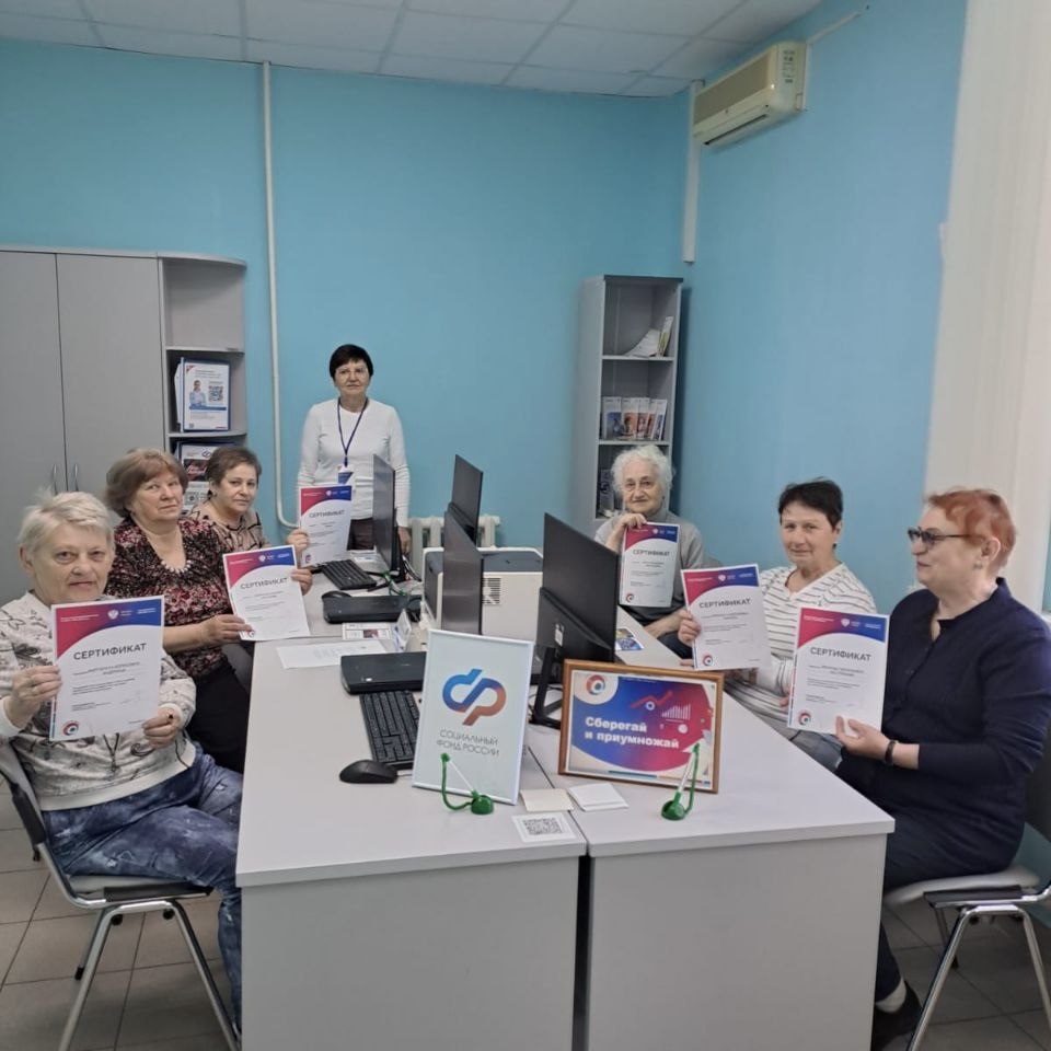 В Брянской области успешно функционируют 22 Центра общения старшего поколения, которые с начала года 2025 года провели более 3000 мероприятий В Брянской области успешно функционируют 22 Центра общения старшего поколения, которые с начала года 2025 года провели более 3000 мероприятий