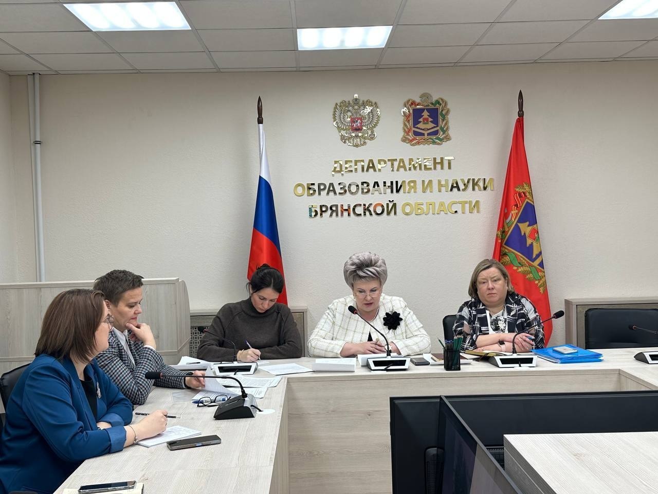 11 декабря 2025 года в департаменте образования и науки Брянской области свои проекты представили образовательные организации, претендующие на присвоение статуса Региональной инновационной площадки 11 декабря 2025 года в департаменте образования и науки Брянской области свои проекты представили образовательные организации, претендующие на присвоение статуса Региональной инновационной площадки