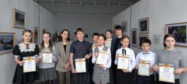 ЯРКИЕ ВПЕЧАТЛЕНИЯ ПОДАРИЛ IV БРЯНСКИЙ ОБЛАСТНОЙ КОНКУРС ИСПОЛНИТЕЛЕЙ НА ФОРТЕПИАНО «ОТ ОСНОВ К СОВЕРШЕНСТВУ», ПОСВЯЩЕННЫЙ 110-ЛЕТИЮ СО ДНЯ РОЖДЕНИЯ СВЯТОСЛАВА РИХТЕРА